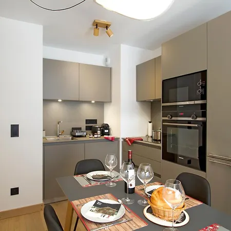 Appartement Lumineux, Accès Direct - 4 Pers. - Fr-1-907-21 Huez